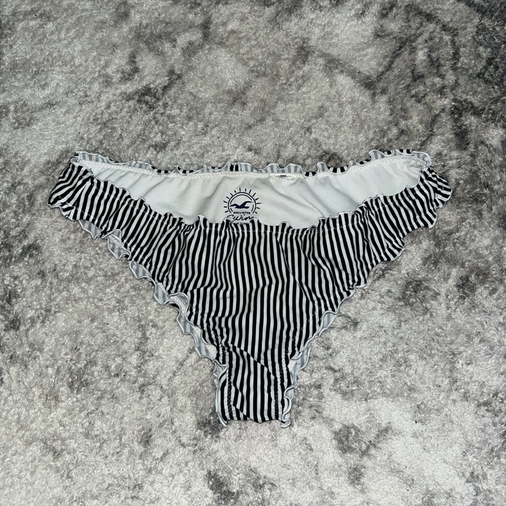 Bathing suit bottom bundle - Picture 3 of 3